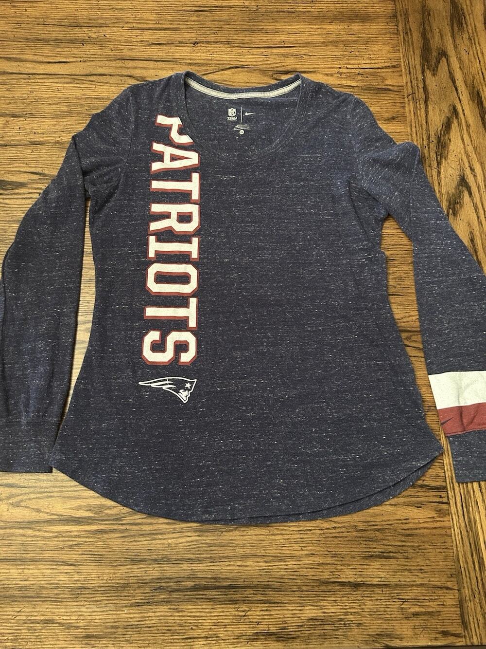 NFL Team Apparel Womens New England Patriots Long Sleeve Shirt XL Nike Blue